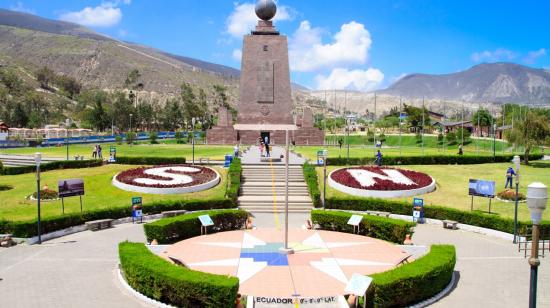 Monumento a la Mitad del Mundo en Quito, en noviembre de 2019. 