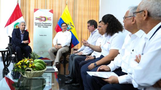 Los presidentes de Ecuador y Perú, Lenín Moreno y Martín Vizcarra, durante el gabinete binacional realizado en Tumbes. 