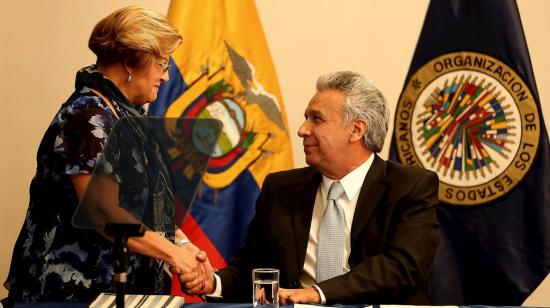 El presidente Lenin Moreno junto a la presidenta de la CIDH, la panameña Esmeralda Arosemena, el 8 de noviembre en la inauguración del 174° Período de Sesiones de la CIDH, en Quito.