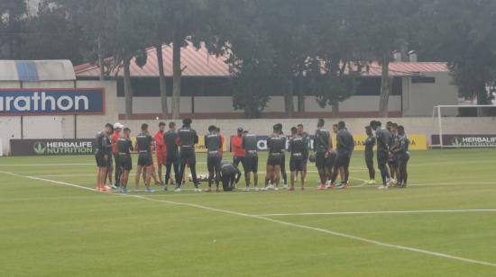 Los 'albos' se preparan para enfrentar a Universidad Católica de cara al partido de ida de cuartos de final de LigaPro. 