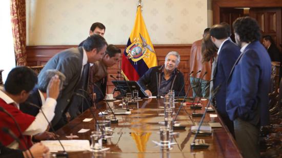El presidente Lenín Moreno junto a los representantes de las las diferentes bancadas de la Asamblea Nacional, el jueves 21 de noviembre de 2019.
