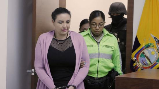 María Sol Larrea llega a la sala de audiencias 405, en el Complejo Judicial del Norte, el 2 de diciembre de 2019.