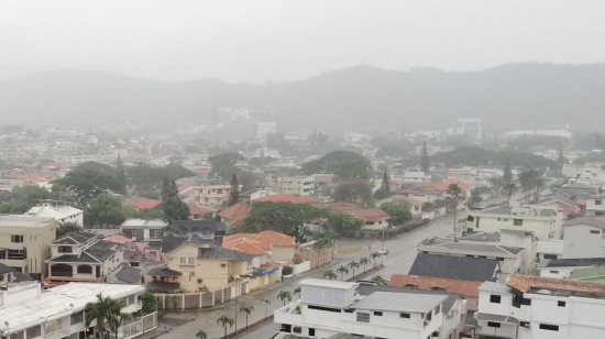 El sábado pasado cayó la primera lluvia del invierno en Guayaquil.