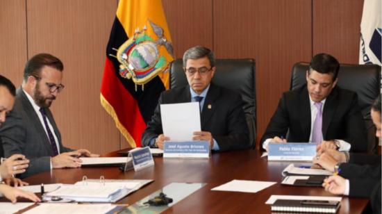 El 3 de diciembre Petroecuador recibió las ofertas de las empresas interesadas en esta adjudicación. 