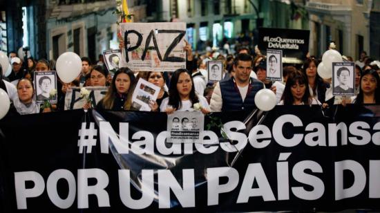 El 19 de abril de 2018 se realizó una multitudinaria marcha en Quito, para exigir una respuesta del Estado frente al secuestro del equipo periodístico.