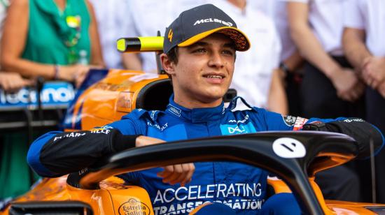 El piloto británico, Lando Norris, fue premiado por la Fórmula 1 como el 'Novato del año' tras una votación online.