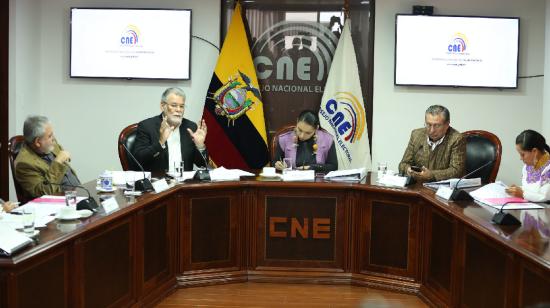 El pleno del CNE, en sesión del 20 de diciembre de 2019.