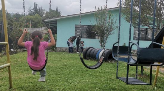 2.469 niños viven en las casas de acogida en Ecuador.