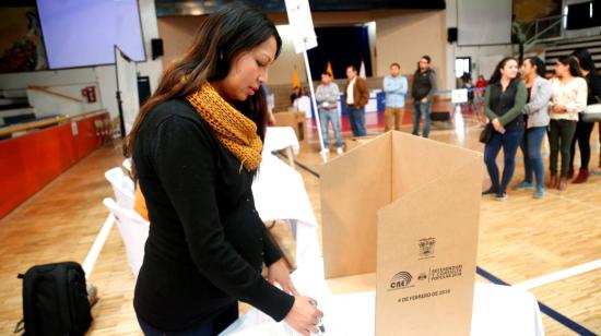 Foto archivo. Simulacro de las votaciones de 2018, en el Colegio Eufrasia.