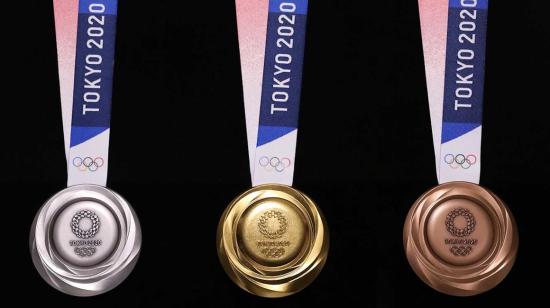 Las medallas serán fabricadas con materiales reciclados de teléfonos móviles.