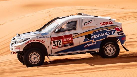 El piloto ecuatoriano se ubica en el puesto 45 de la clasificación general del Dakar.