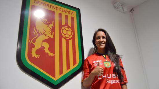 La técnica Paulina Pino dirigirá al Deportivo Cuenca femenino en la temporada 2020.