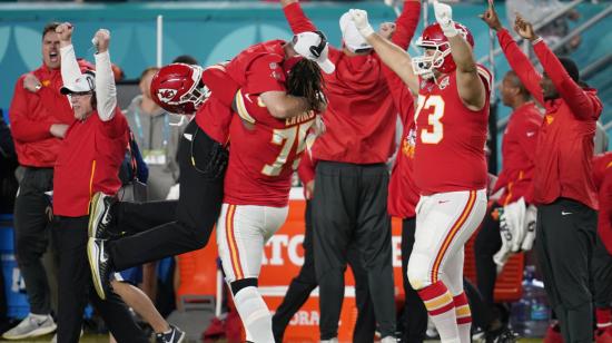 El equipo de Kansas City Chiefs se llevó el partido más importante de la edición 54 de la NFL.