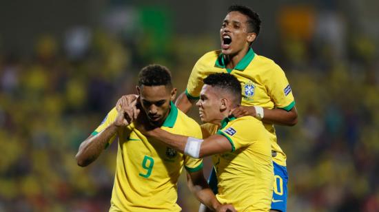 El conjunto brasileño venció a Argentina con un doblete de Matheus Cunha.