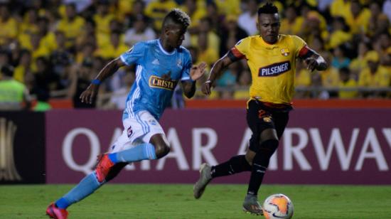 El gruipo de hinchas viajó via terrestre a alentar a su equipo en su paso a tercera ronda de la Copa Libertadores.