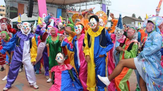 El Carnaval de Amaguaña es tradicional por sus desfiles y comparsas.