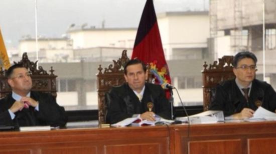 Los integrantes del Tribunal que dirige el juicio por supuesto cohecho.