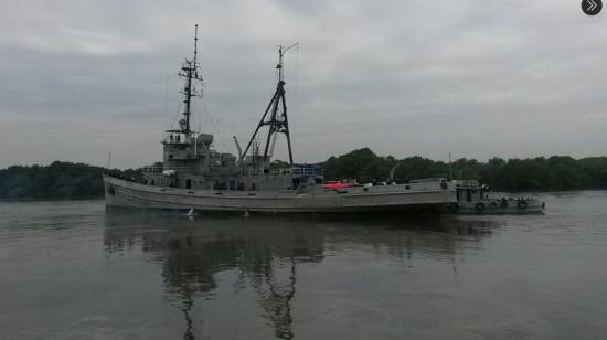 El buque Chimborazo de la Armada en Manta en abril de 2016.