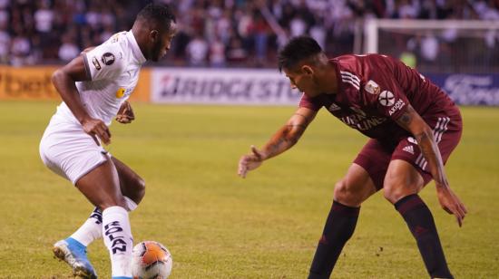 Perlaza fue titular en la goleada de Liga, por 3 a 0, frente a River Plate de Argentina.