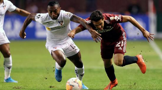 Pedro Pablo Perlaza en el partido de la Copa Libertadores ante River Plate. 