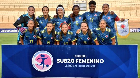 El seleccionado colombiano femenino goleó al equipo ecuatoriano.