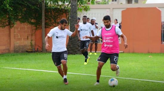 Los jugadores de Liga entrenaron en el hotel donde estaban concentrados, en Machala.