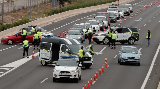 En España se ha prohibido salir a segundas viviendas en fin de semana. 