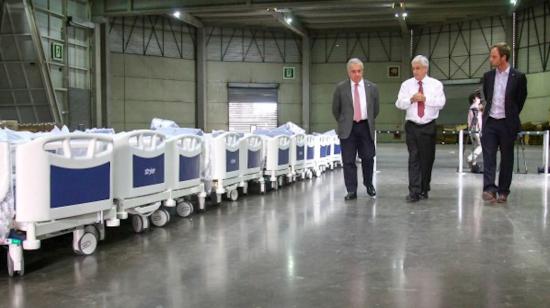 Sebastián Piñera visitó la instalación del nuevo Centro Hospitalario Huechuraba, este martes 24 de marzo.