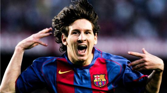 Messi celebrando su primer gol con el FC Barcelona, el 1 de mayo de 2005, en el estadio Camp Nou.