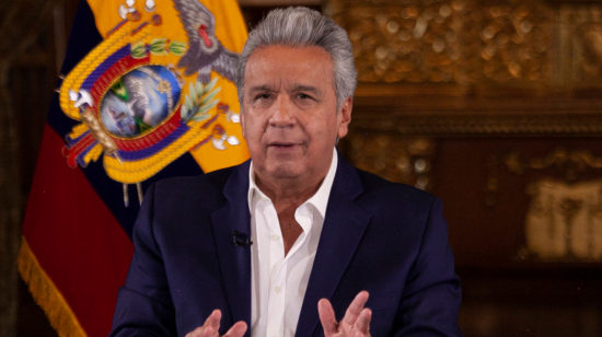 El presidente Lenín Moreno  en cadena nacional el 16 de abril de 2020.