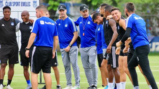 Los jugadores de Emelec, durante un entrenamiento, antes de la pandemia por el Covid-19.