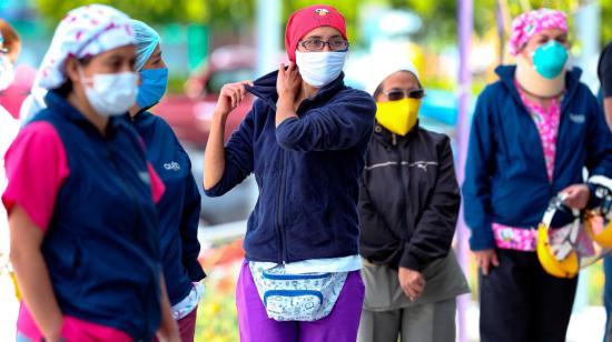  Personal de la secretaria de Salud del Municipio de Quito toma muestras de Covid-19, el 21 de mayo de 2020.