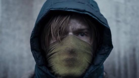 Louis Hofmann interpreta al joven Jonas Kahnwald, en la serie de ciencia-ficción "Dark", cuya tercera temporada se estrena este mes.