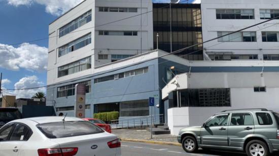 Imagen del edificio de los Medios Públicos al norte de Quito, este 3 de junio de 2020.