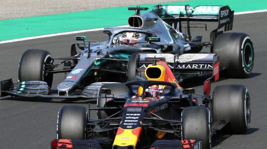 Los pilotos Verstappen y Hamilton en el Gran Premio de Hungría 2019.