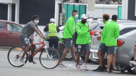 Entrenamiento del Deportivo Cuenca, uno de los equipos más golpeados por la crisis a causa del Covid-19.