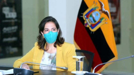 La ministra de Gobierno, María Paula Romo, durante una rueda de prensa en el ECU 911 de Quito el 25 de junio de 2020.