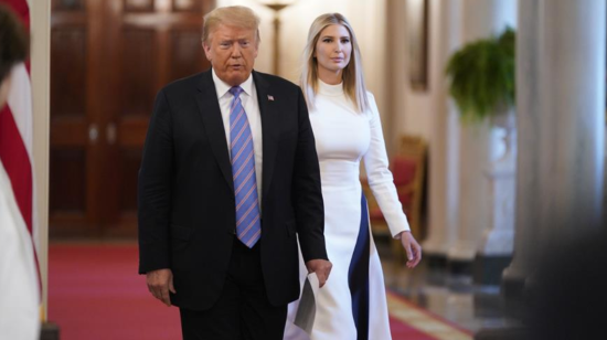 El presidente de Estados Unidos, Donald Trump, junto a su hija Ivanka, el pasado 26 de junio de 2020.