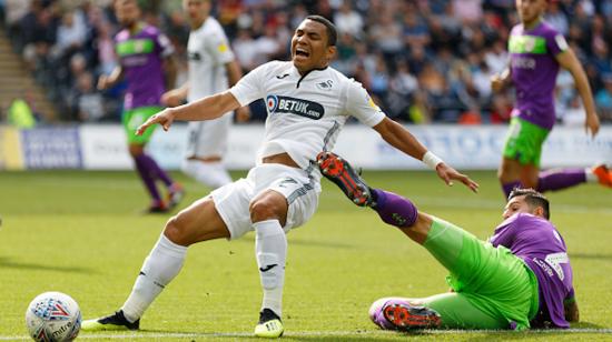 El jugador ecuatoriano Jefferson Montero, jugando para el Swansea.