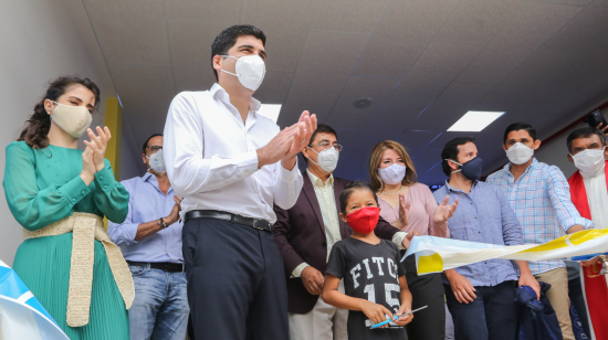 El vicepresidente Otto Sonnenholzner durante la inauguración de un centro de desarrollo infantil en Daule (Guayas), este 3 de julio. 