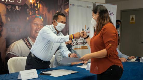 Andrés Briones, director General del Instituto Nacional de Economía Popular (IEPS) durante el lanzamiento de la campaña "Yo muevo al Ecuador", en Guayaquil, el 15 de julio.