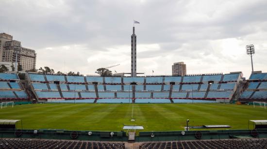 Vista panorámica del estadio Centenario en Montevideo, en su 90 aniversario, el 18 de julio de 2020. 