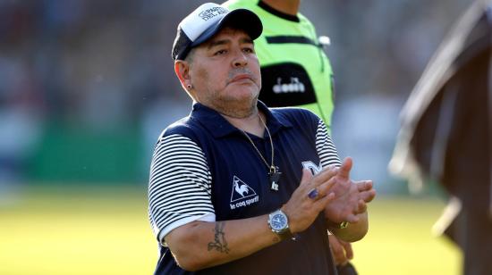 En la imagen, el entrenador argentino Diego Armando Maradona, después de un partido de Gimnasia de La Plata por el torneo argentino, en febrero de 2020.