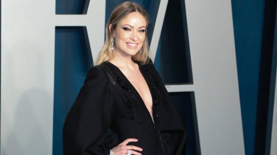 La actriz y directora Olivia Wilde al ingreso de la fiesta de los Oscar de Vanity Fair, en febrero de 2020.