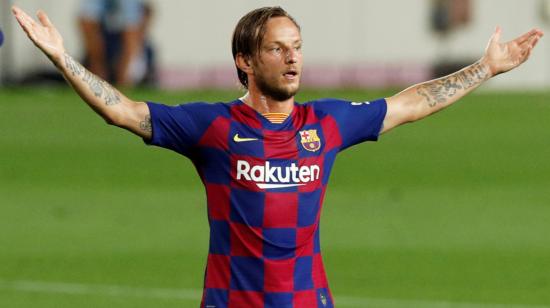 Iván Rakitic logró 16 títulos con el FC Barcelona y ahora vuelve al Sevilla.