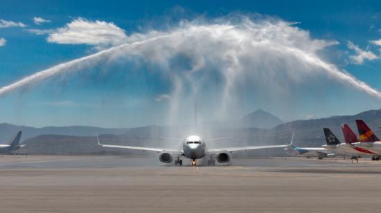 Un avión en el Aeropuerto Internacional Mariscal Sucre, en Quito, en agosto de 2020. 