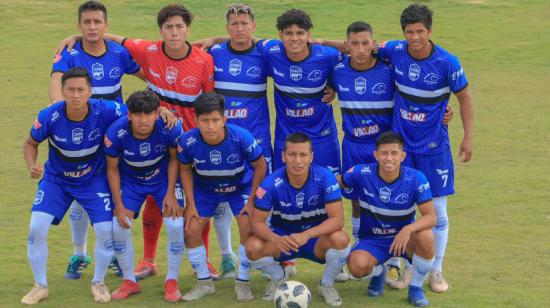 Los jugadores del Montañita, previo a su partido frente a Santa Elena SC, el 29 de agosto de 2020.