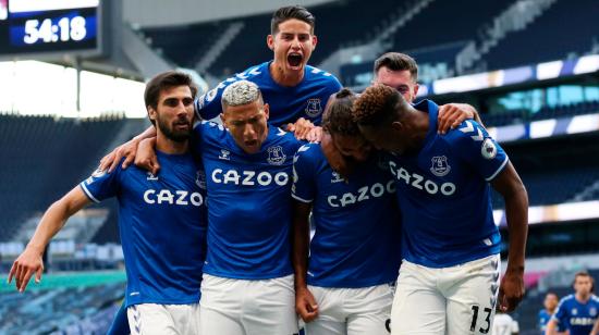 Dominic Calvert celebra el gol de apertura durante el partido de la Premier League entre Tottenham Hotspur y Everton, este domingo 13 de septiembre de 2020.  