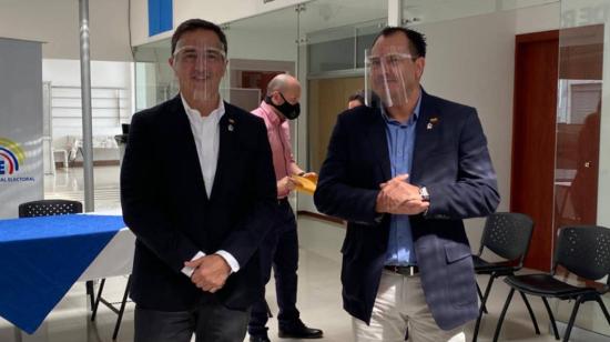 Pedro Freile y Byrn Solís en la aceptación de precandidaturas para binomio presidencial, el 1 de septiembre de 2020. 