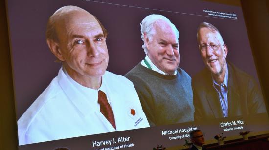 Los científicos Harvey J. Alter, Michael Houghton y Charles M. Rice ganaron el premio Nobel de Medicina, el 5 de octubre de 2020.